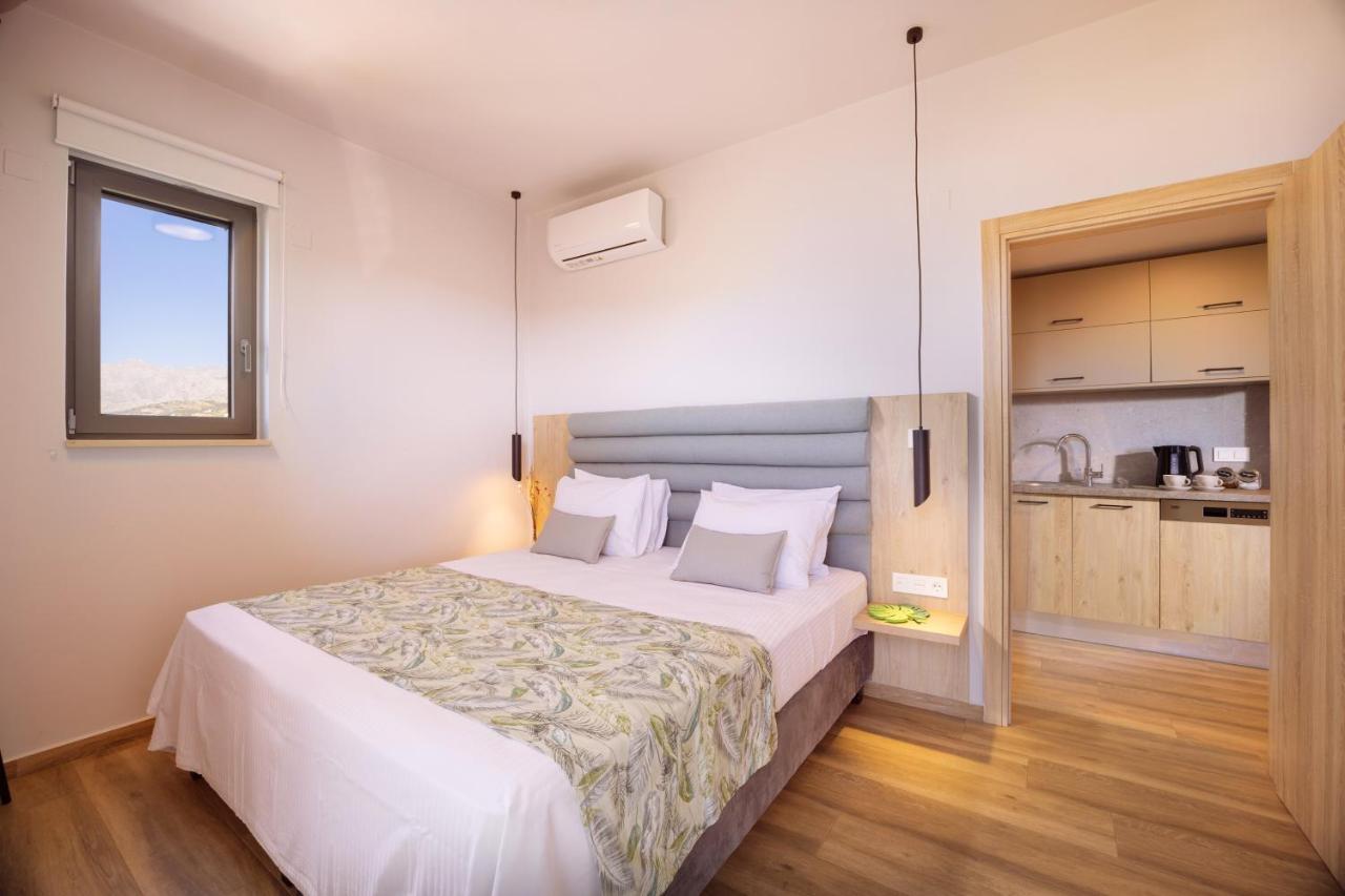 Zambia Luxury Apartments Plakias Bagian luar foto