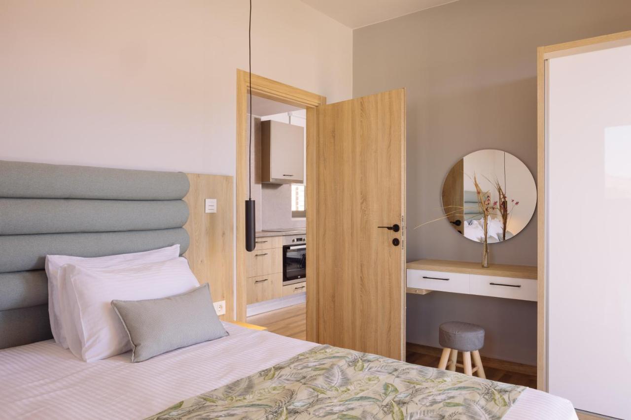 Zambia Luxury Apartments Plakias Bagian luar foto